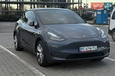 Позашляховик / Кросовер Tesla Model Y 2023 в Львові