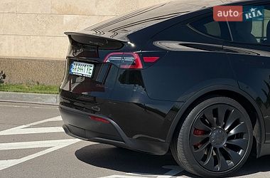 Позашляховик / Кросовер Tesla Model Y 2021 в Києві