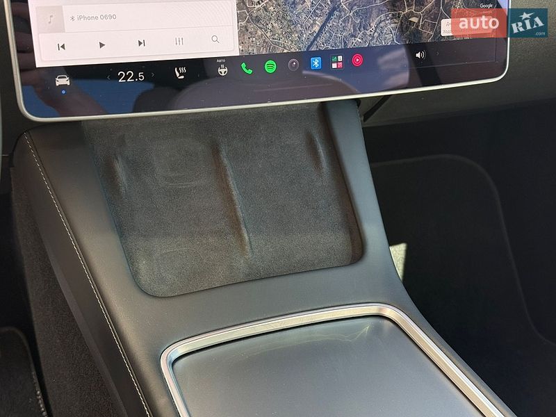 Позашляховик / Кросовер Tesla Model Y 2021 в Києві