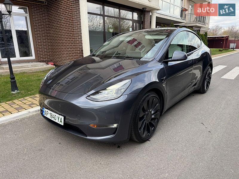 Tesla Model Y 2022