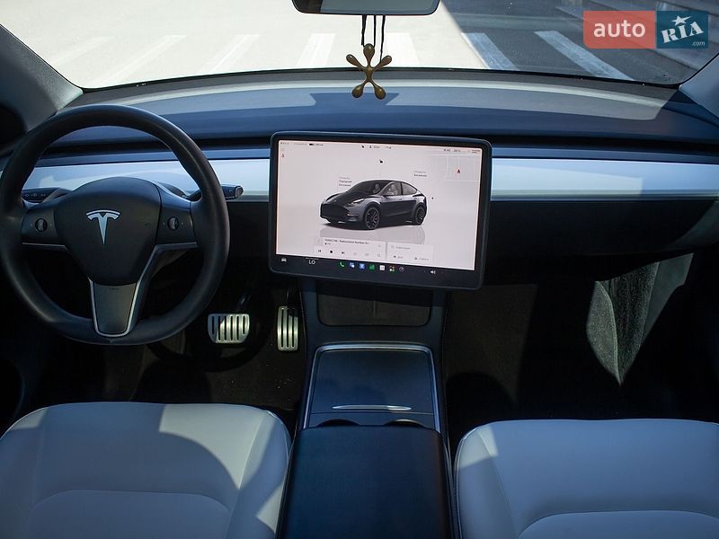 Внедорожник / Кроссовер Tesla Model Y 2022 в Киеве