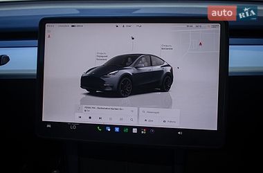 Внедорожник / Кроссовер Tesla Model Y 2022 в Киеве