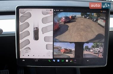 Внедорожник / Кроссовер Tesla Model Y 2022 в Киеве