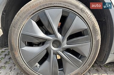 Позашляховик / Кросовер Tesla Model Y 2023 в Києві