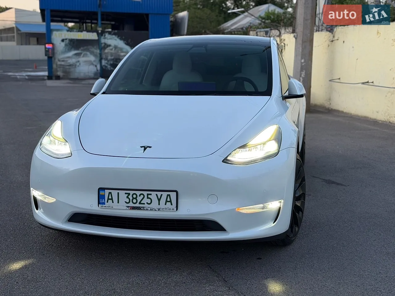 2022 Tesla Model Y - мініатюра 2