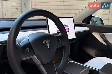 Внедорожник / Кроссовер Tesla Model Y 2022 в Киеве