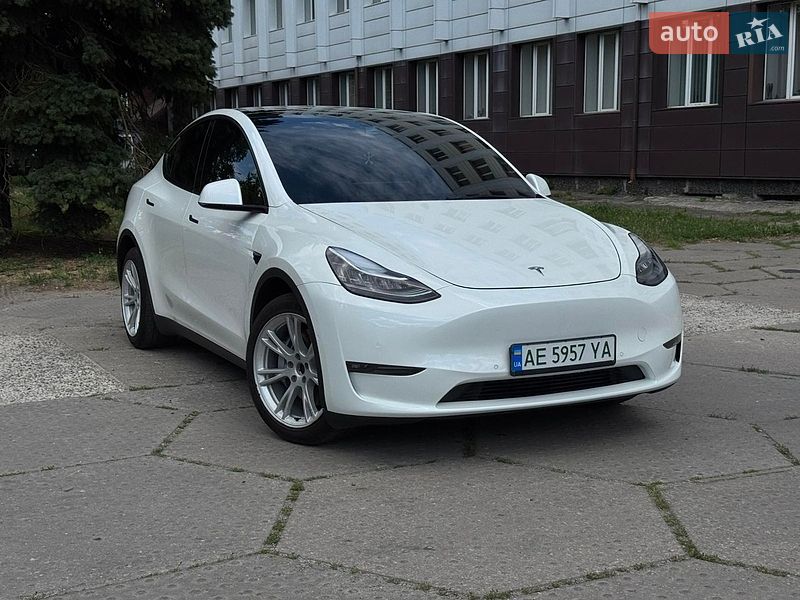 Tesla Model Y 2021 Tesla Model Y 2021