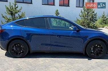 Внедорожник / Кроссовер Tesla Model Y 2021 в Луцке