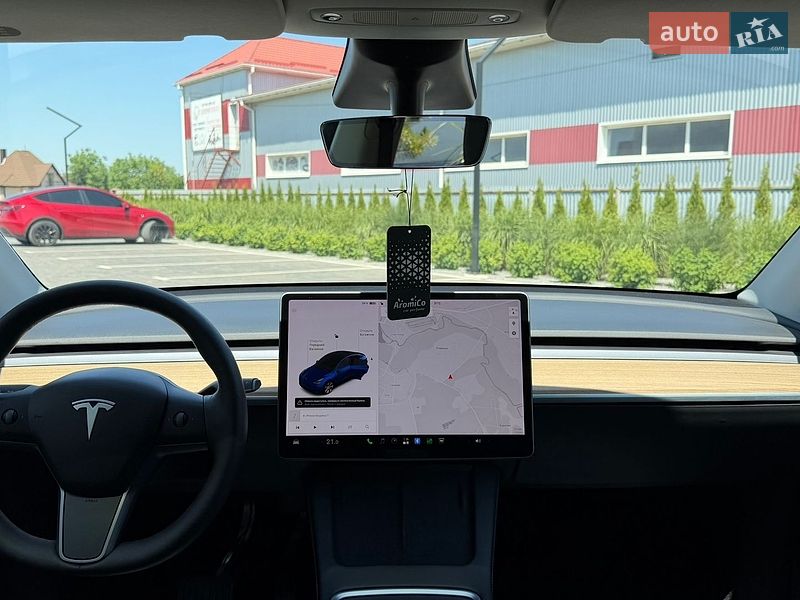 Внедорожник / Кроссовер Tesla Model Y 2021 в Луцке