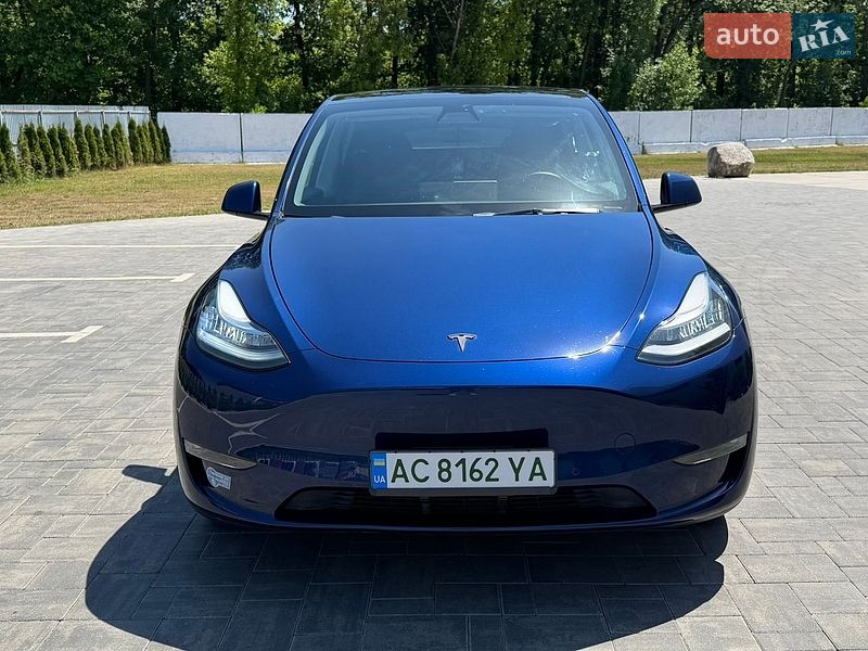 Внедорожник / Кроссовер Tesla Model Y 2021 в Луцке