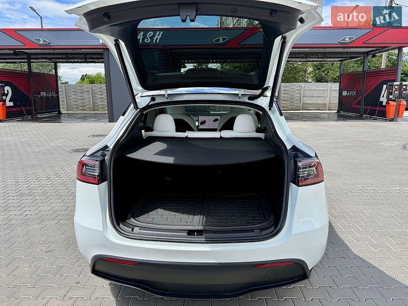 Позашляховик / Кросовер Tesla Model Y 2022 в Білій Церкві