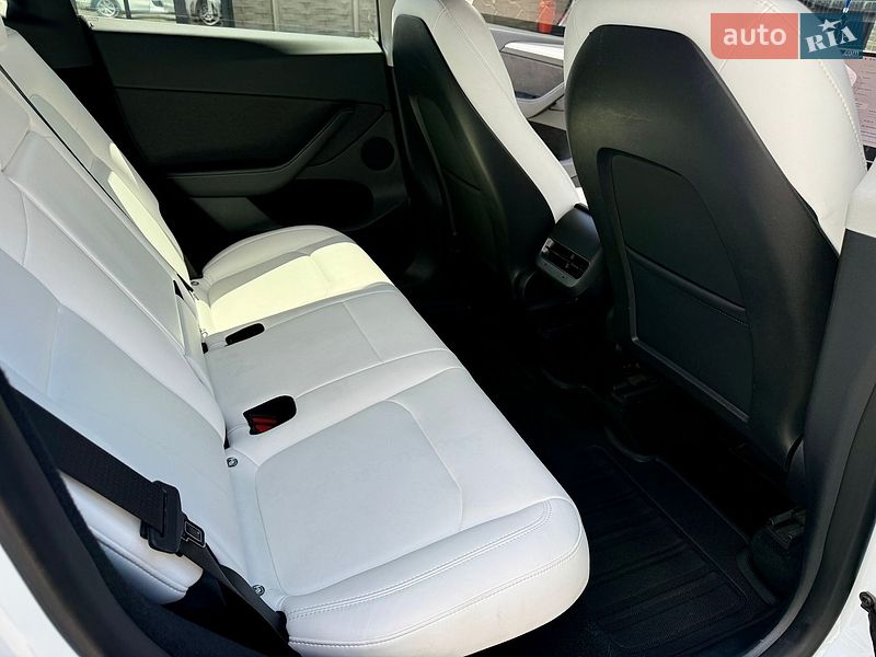 Позашляховик / Кросовер Tesla Model Y 2022 в Білій Церкві