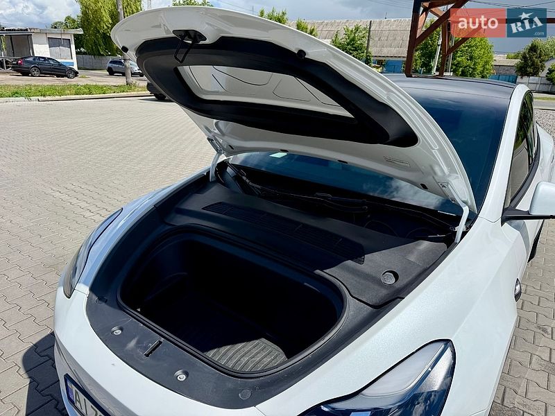 Позашляховик / Кросовер Tesla Model Y 2022 в Білій Церкві