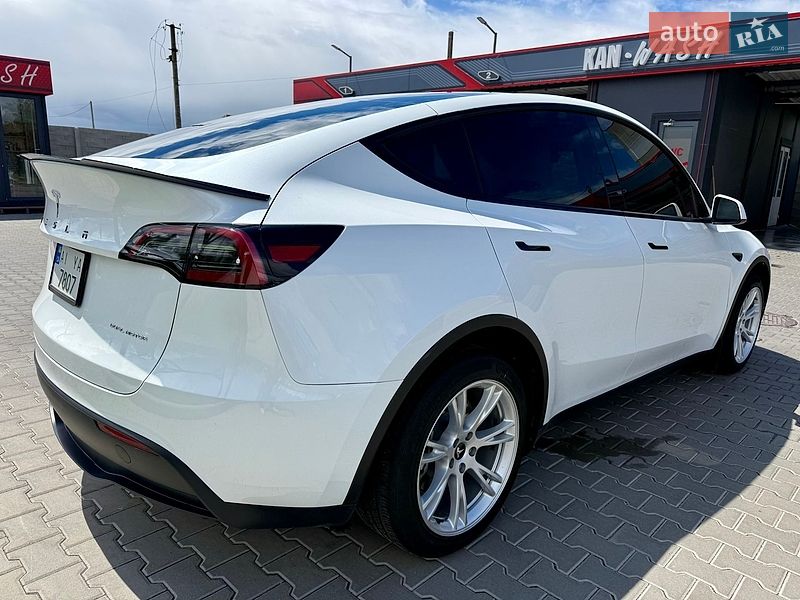 Позашляховик / Кросовер Tesla Model Y 2022 в Білій Церкві