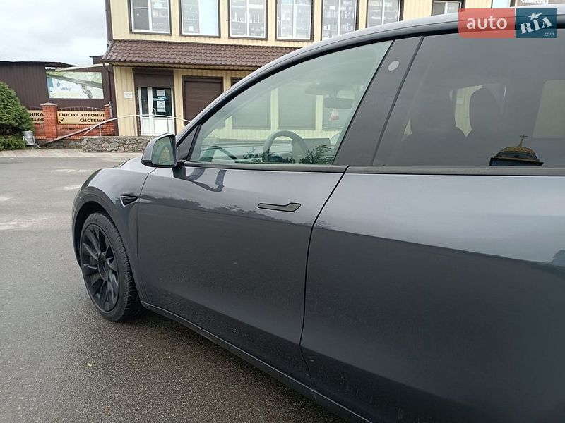 Позашляховик / Кросовер Tesla Model Y 2022 в Харкові