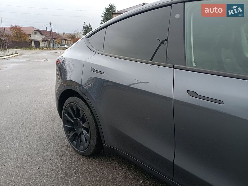 Позашляховик / Кросовер Tesla Model Y 2022 в Харкові