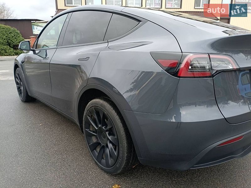 Позашляховик / Кросовер Tesla Model Y 2022 в Харкові