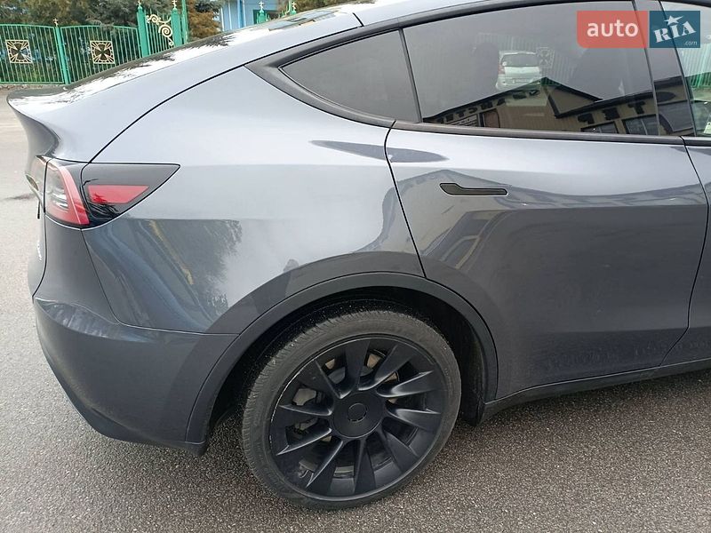 Позашляховик / Кросовер Tesla Model Y 2022 в Харкові