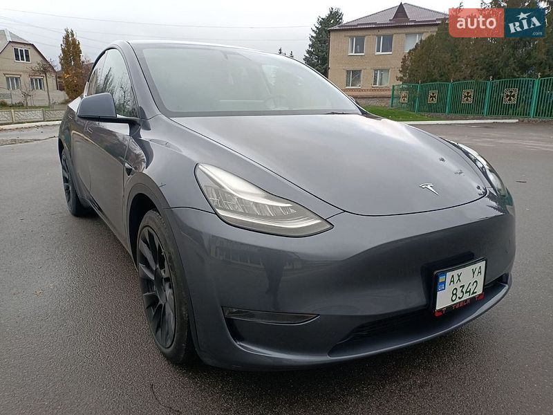 Позашляховик / Кросовер Tesla Model Y 2022 в Харкові