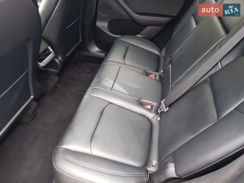 Позашляховик / Кросовер Tesla Model Y 2022 в Харкові