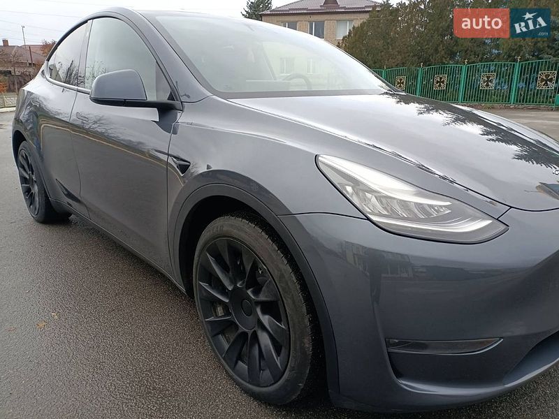 Позашляховик / Кросовер Tesla Model Y 2022 в Харкові