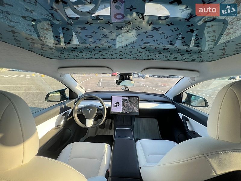 Позашляховик / Кросовер Tesla Model Y 2021 в Києві фото 19 Позашляховик / Кросовер Tesla Model Y 2021 в Києві