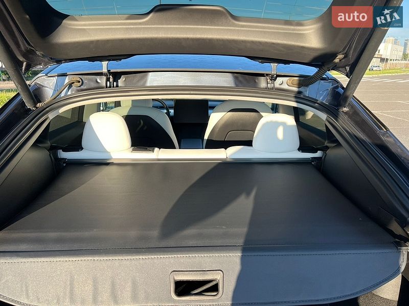 Позашляховик / Кросовер Tesla Model Y 2021 в Києві фото 25 Позашляховик / Кросовер Tesla Model Y 2021 в Києві