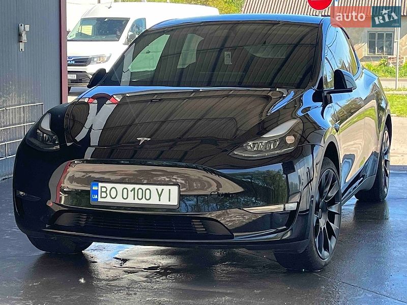 Позашляховик / Кросовер Tesla Model Y 2023 в Бережанах