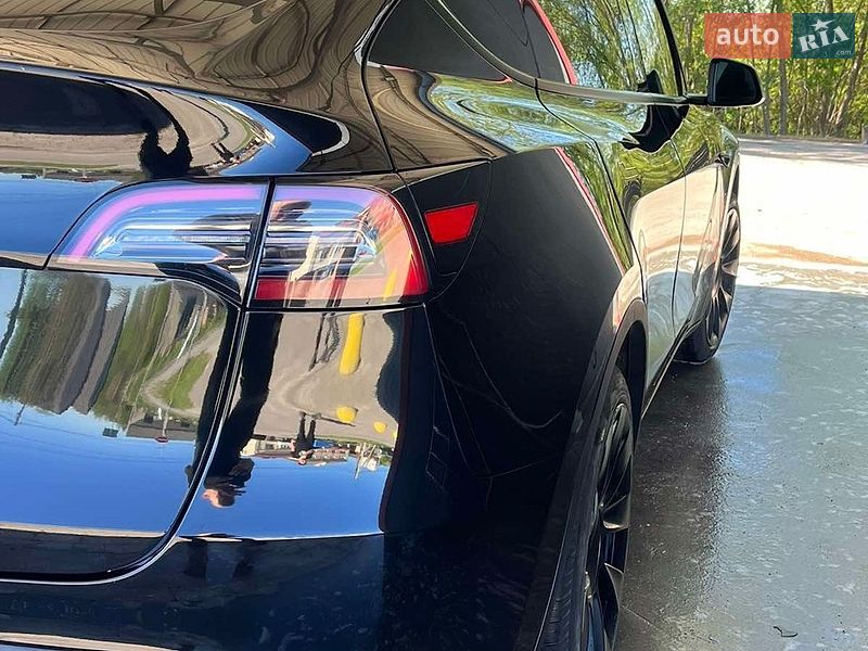 Позашляховик / Кросовер Tesla Model Y 2023 в Бережанах