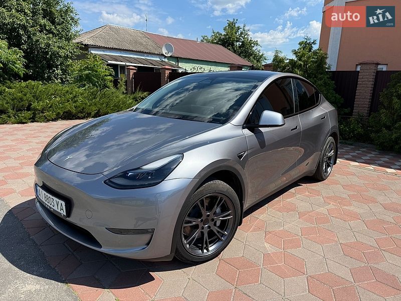 Внедорожник / Кроссовер Tesla Model Y 2024 в Переяславе