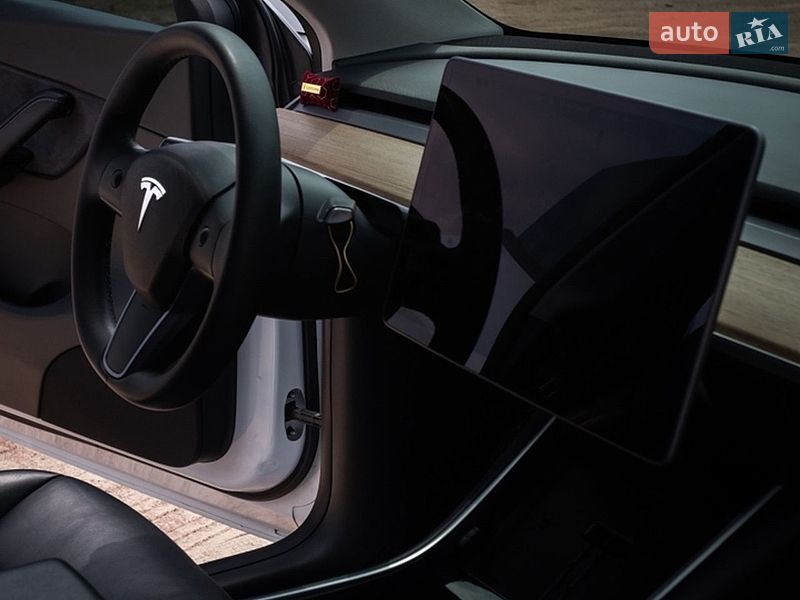 Позашляховик / Кросовер Tesla Model Y 2020 в Житомирі