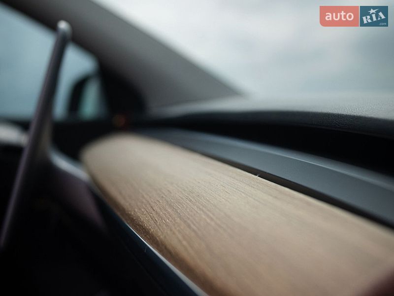 Позашляховик / Кросовер Tesla Model Y 2020 в Житомирі