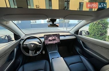 Внедорожник / Кроссовер Tesla Model Y 2022 в Киеве