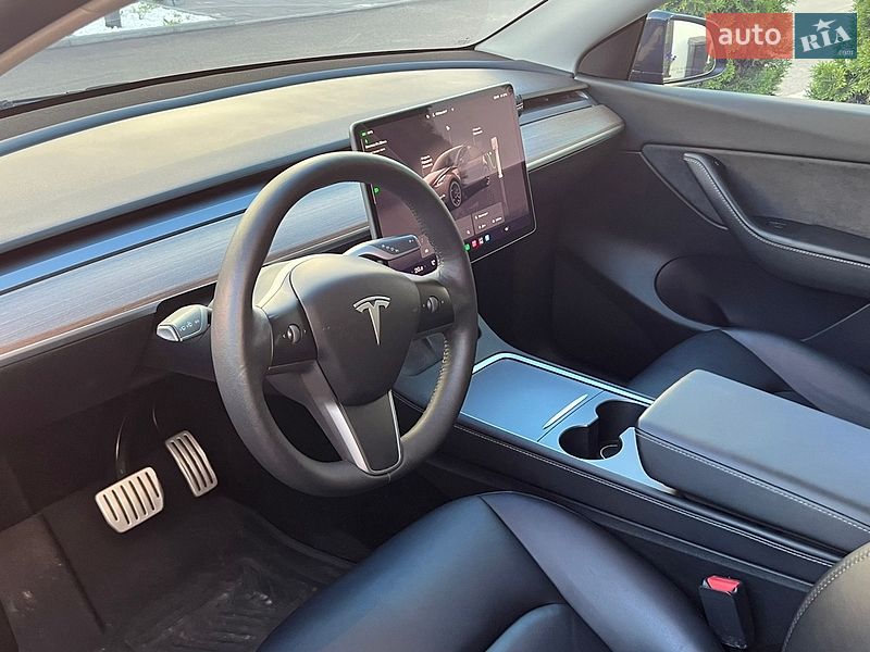 Внедорожник / Кроссовер Tesla Model Y 2022 в Киеве