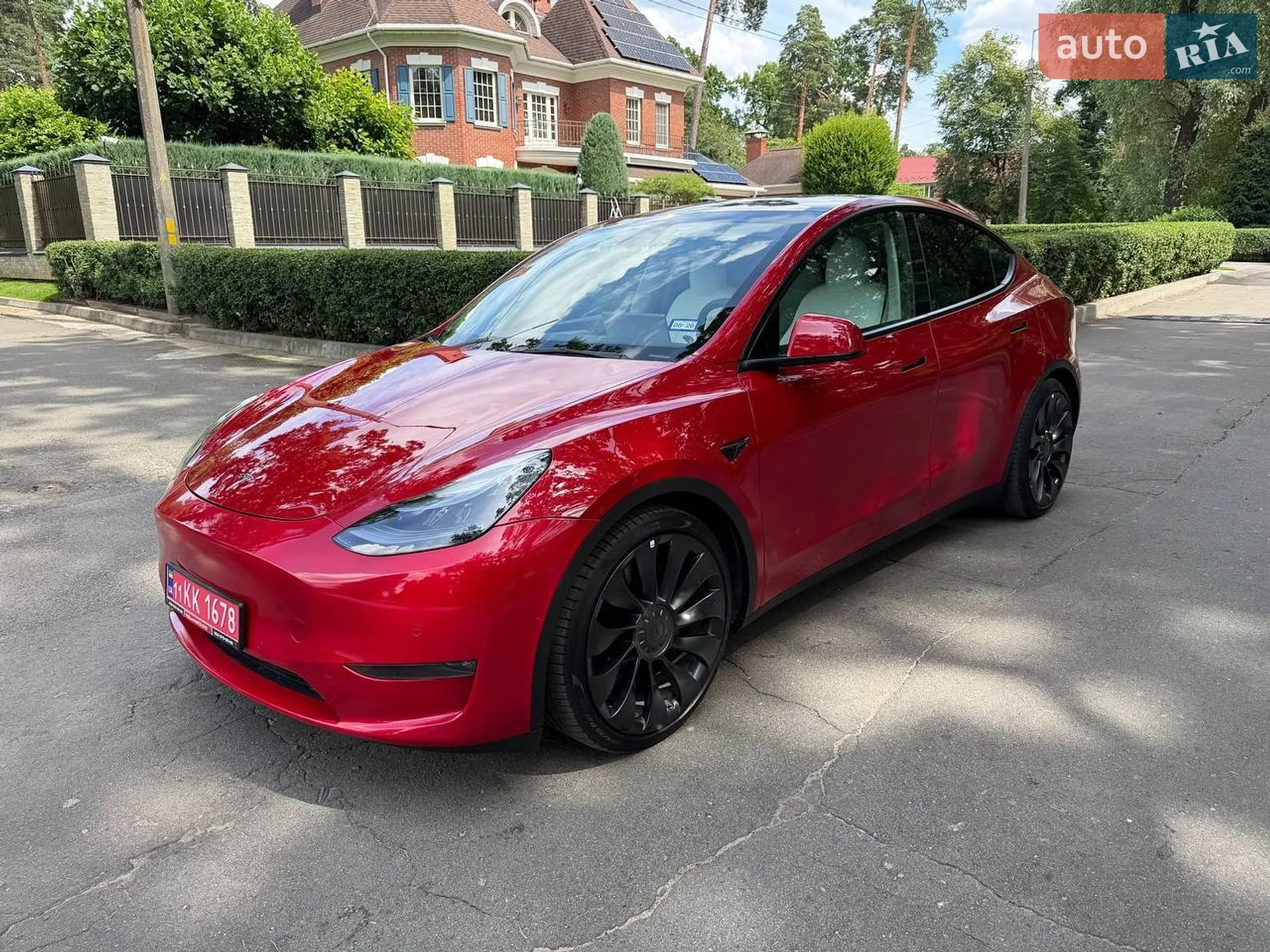 Tesla Model Y 2024 VIN 7SAYGDEF6RA291217 фото оголошення 2 з 7