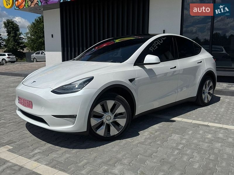 Позашляховик / Кросовер Tesla Model Y 2023 в Долинській