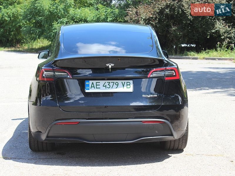Внедорожник / Кроссовер Tesla Model Y 2022 в Днепре