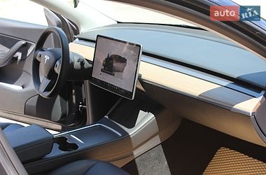 Внедорожник / Кроссовер Tesla Model Y 2022 в Днепре
