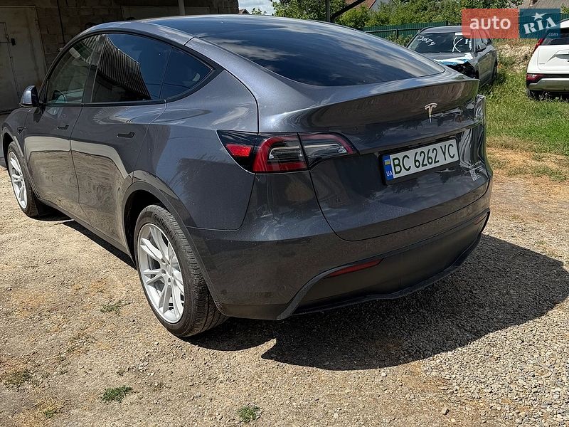 Внедорожник / Кроссовер Tesla Model Y 2023 в Буске
