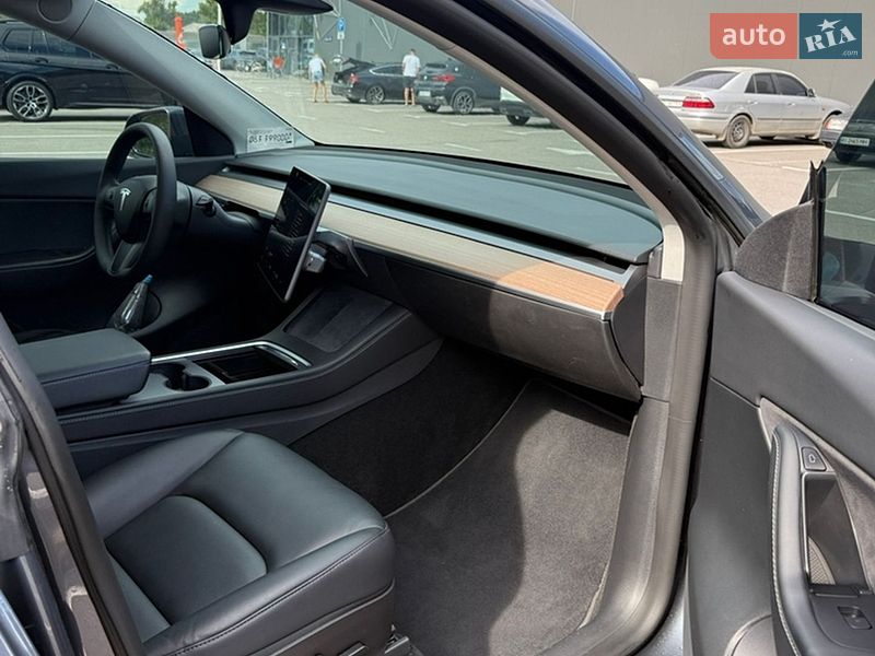 Внедорожник / Кроссовер Tesla Model Y 2022 в Киеве фото 17 Внедорожник / Кроссовер Tesla Model Y 2022 в Киеве