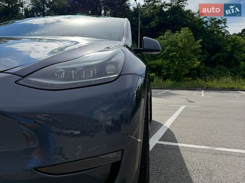 Внедорожник / Кроссовер Tesla Model Y 2022 в Киеве фото 4 Внедорожник / Кроссовер Tesla Model Y 2022 в Киеве