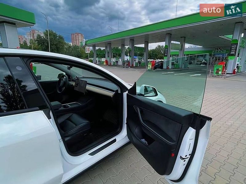 Внедорожник / Кроссовер Tesla Model Y 2022 в Киеве фото 20 Внедорожник / Кроссовер Tesla Model Y 2022 в Киеве