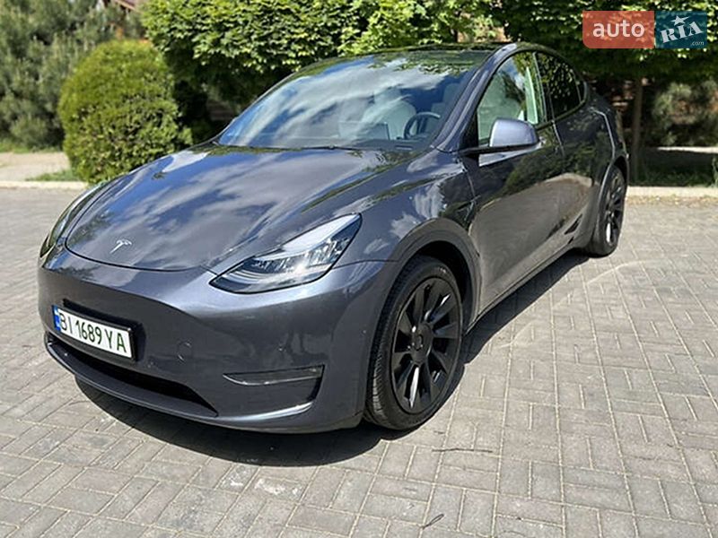 Tesla Model Y 2021