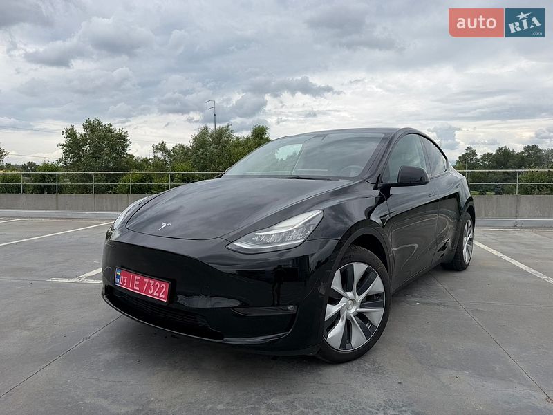 Tesla Model Y 2022