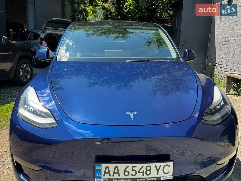 Tesla Model Y 2021