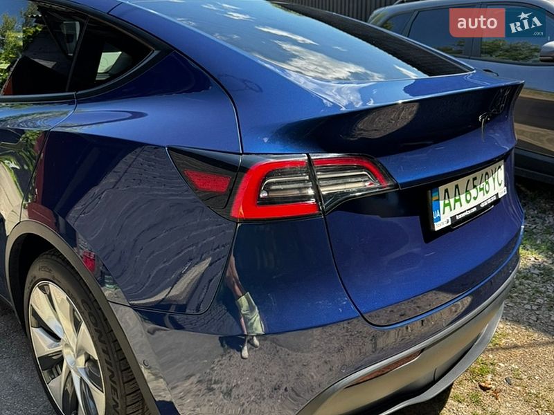 Внедорожник / Кроссовер Tesla Model Y 2021 в Киеве