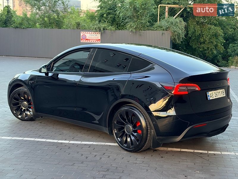 Внедорожник / Кроссовер Tesla Model Y 2022 в Каменском