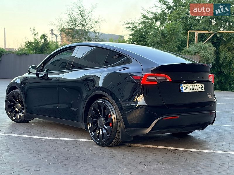 Внедорожник / Кроссовер Tesla Model Y 2022 в Каменском