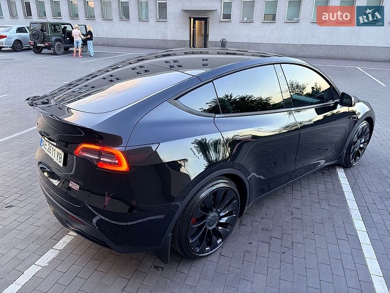 Внедорожник / Кроссовер Tesla Model Y 2022 в Каменском