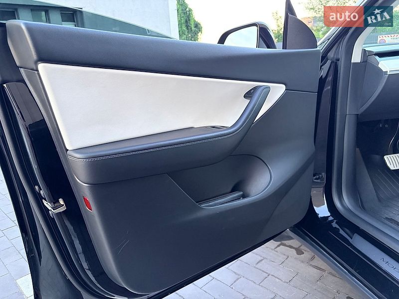 Внедорожник / Кроссовер Tesla Model Y 2022 в Каменском